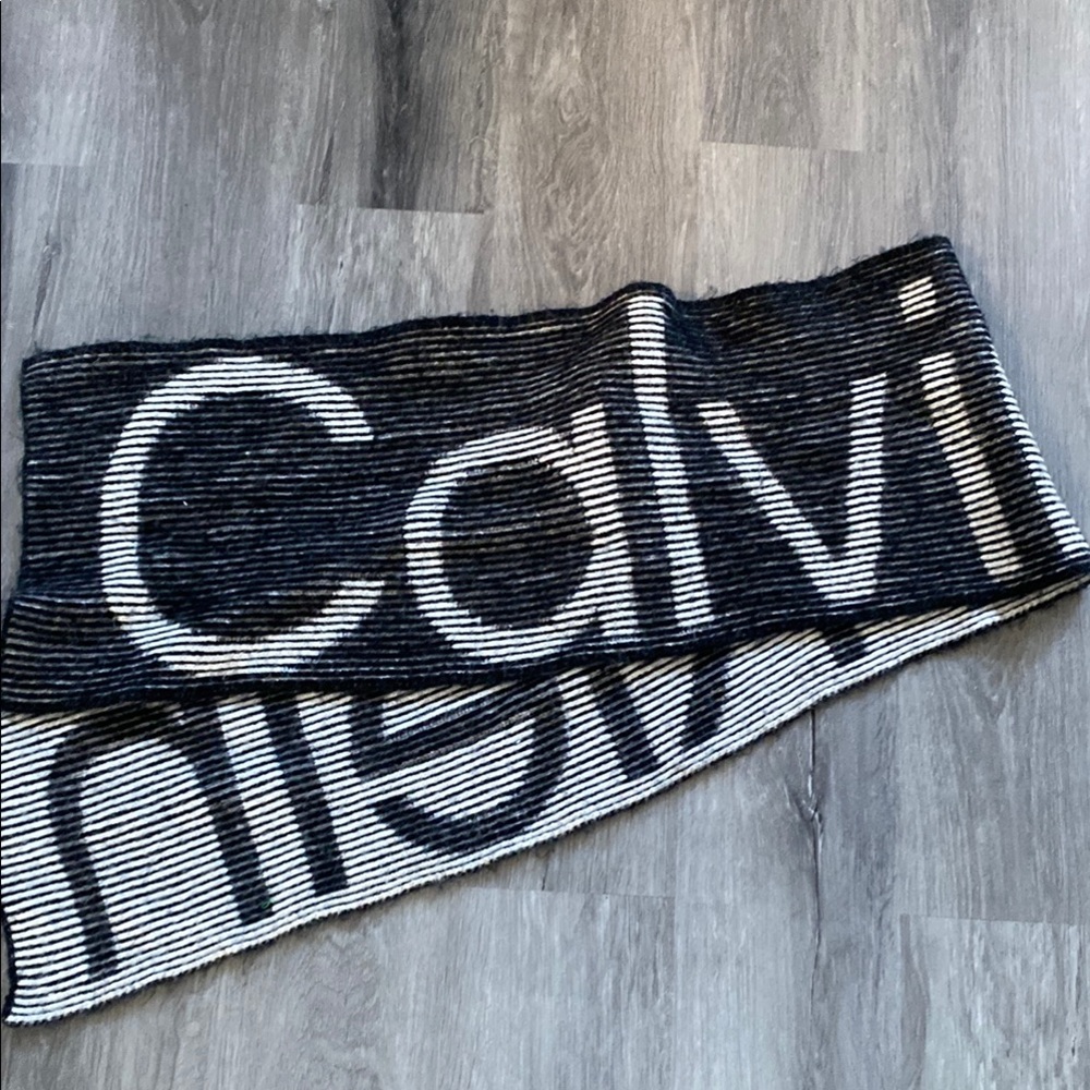 Calvin Klein Black and White Knit Scarf